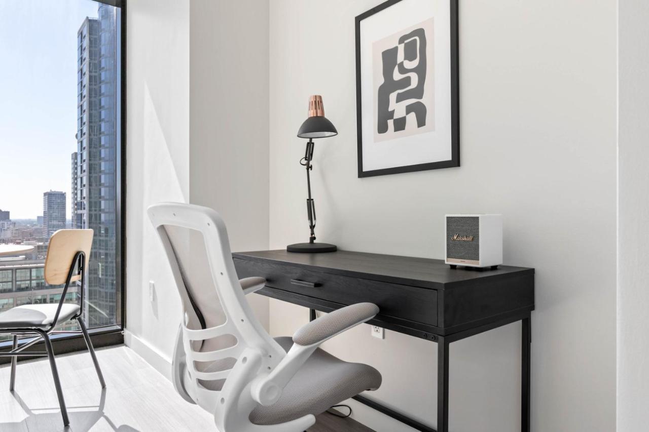 S Loop 1br W Pool Gym Spa Nr Grant Park Chi-744 Apartment Chicago